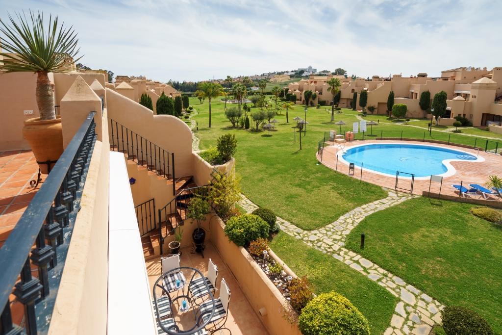 La Cartuja Del Golf Apartment เอสเตโปนา ภายนอก รูปภาพ