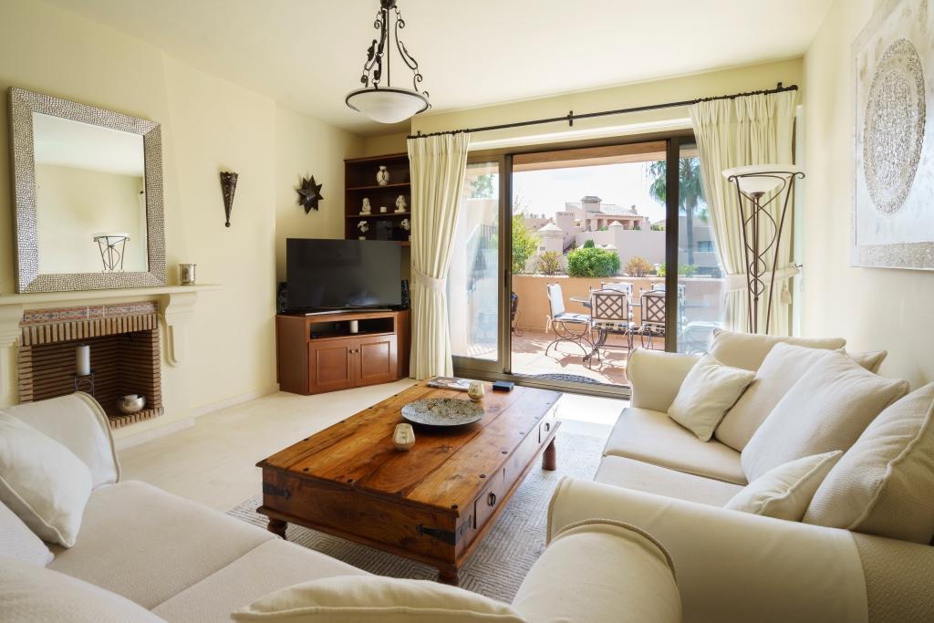 La Cartuja Del Golf Apartment เอสเตโปนา ภายนอก รูปภาพ