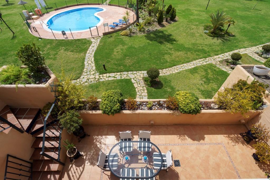 La Cartuja Del Golf Apartment เอสเตโปนา ภายนอก รูปภาพ
