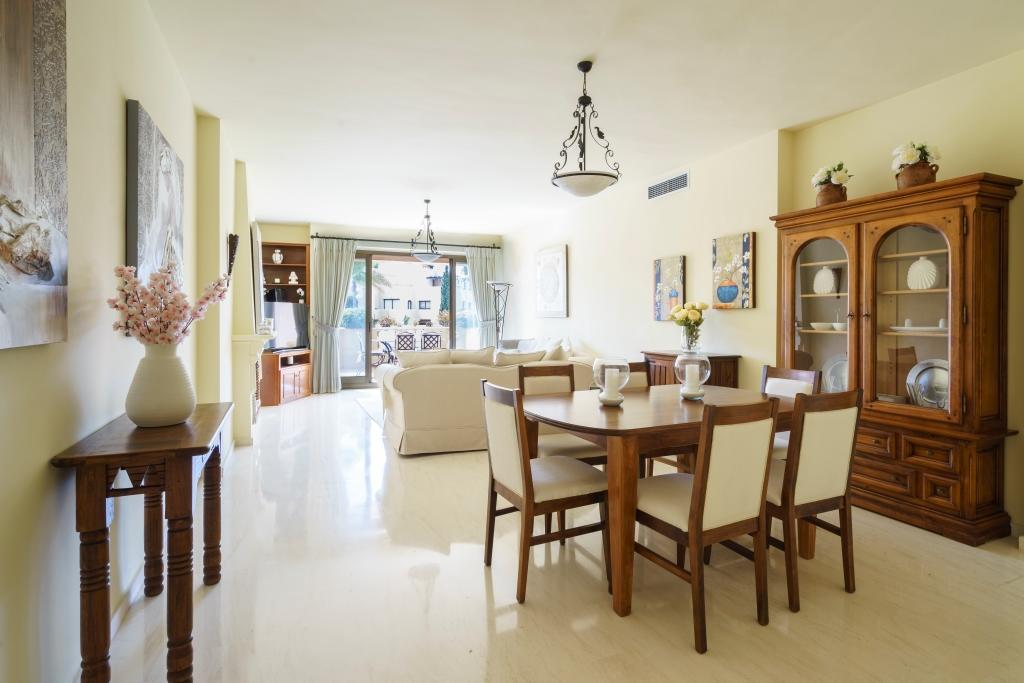 La Cartuja Del Golf Apartment เอสเตโปนา ภายนอก รูปภาพ